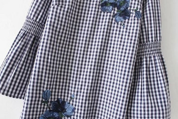 Rochie de dama in carouri cu maneci lungi lotus si broderie