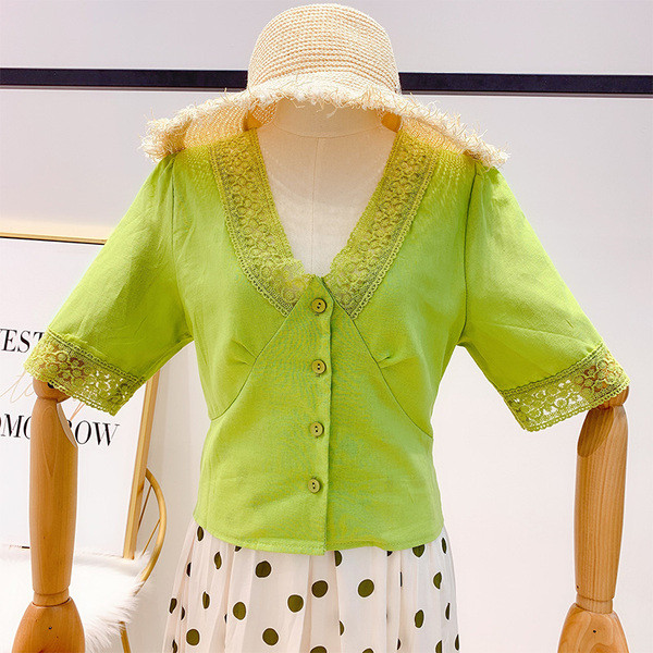 Bluza de dama cu decolteu in V si dantela in mai multe culori