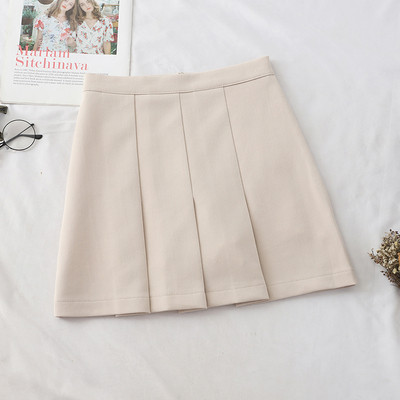 Model fustă de damă croiată în negru, gri și bej