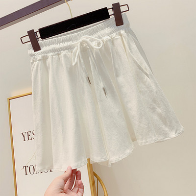 Pantaloni scurți casual de damă în trei culori