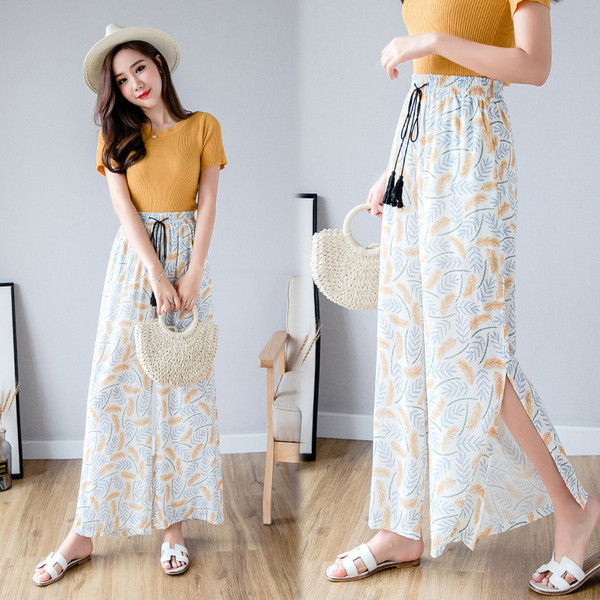 Ежедневен дамски панталон с еластична талия - разкроен модел