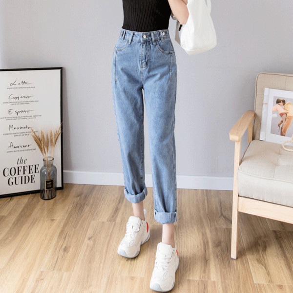 Blugi de dama actuali cu talie inalta - model drept