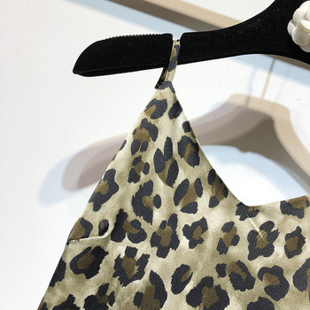 Rochie lunga cu bretele subtiri cu animal print - model drept