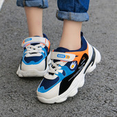 Adidași sport pentru copii în trei culori pentru băieți și fete