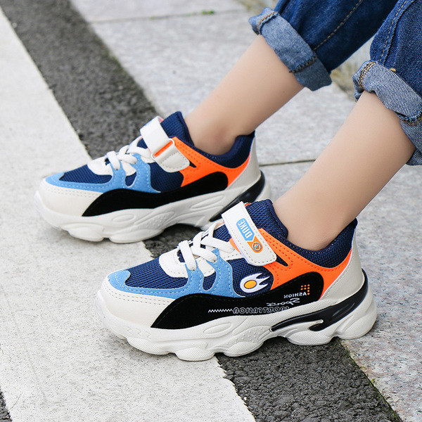 Adidași sport pentru copii în trei culori pentru băieți și fete