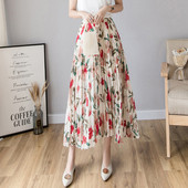 Fusta de dama moderna cu model floral - model croiat