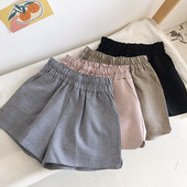 Pantaloni scurti de dama cu talie elastica in mai multe culori