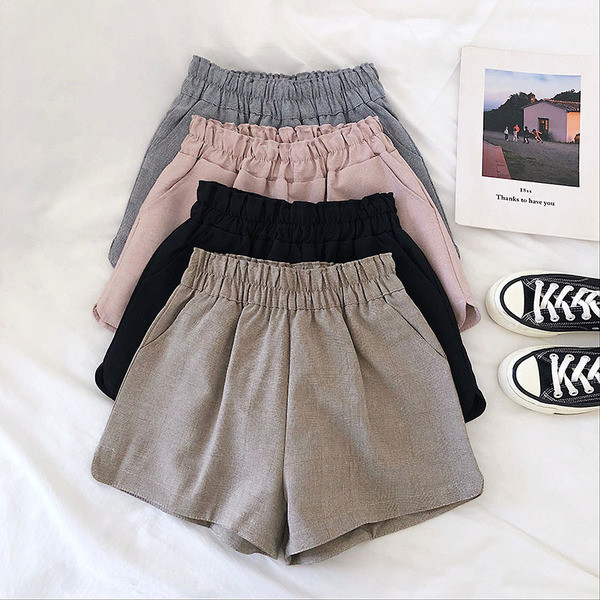 Pantaloni scurti de dama cu talie elastica in mai multe culori