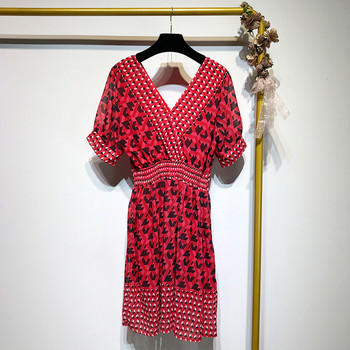 Rochie cu decolteu in V si maneci scurte in rosu cu model