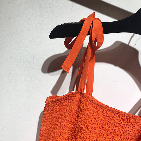 Rochie de dama lunga cu bretele subtiri in rosu