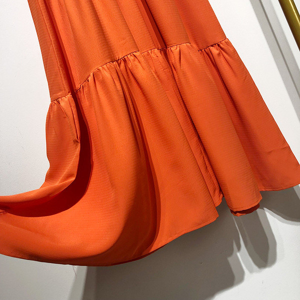 Rochie de dama lunga cu bretele subtiri in rosu