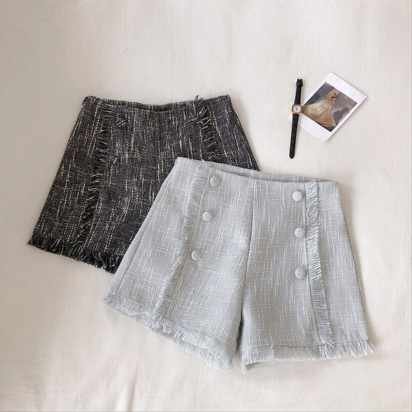 Pantaloni scurti eleganti de dama cu talie inalta in mai multe culori