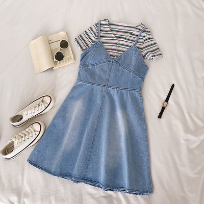 Дънкова дамска рокля разкроен модел с тънки презрамки в два цвята