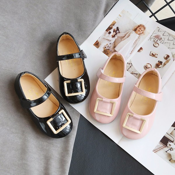 Pantofi moderni pentru copii in negru si roz pentru fete