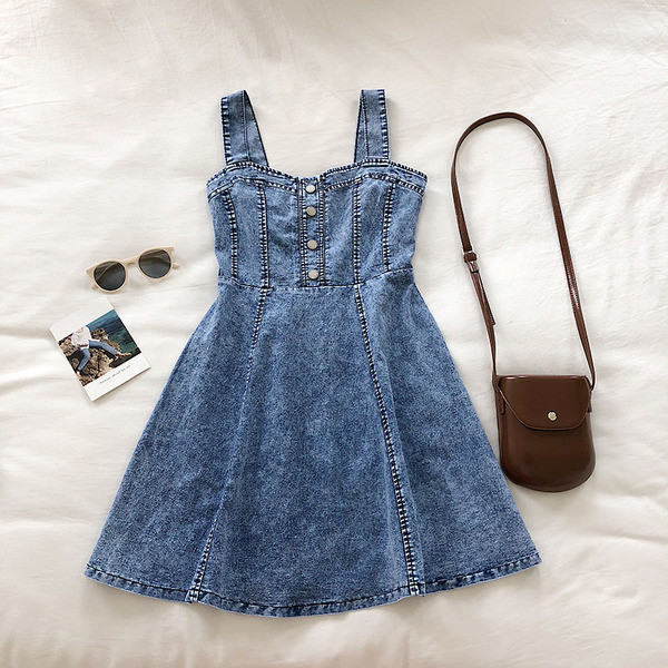 Актуална дамска дънкова рокля разкроен модел в син цвят