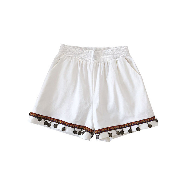 Pantaloni scurti moderni de dama cu talie inalta in alb