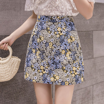 Fusta scurta de dama actuala cu talie inalta cu model floral