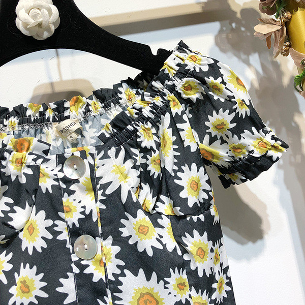 Rochie scurta de dama cu umerii goi cu model floral