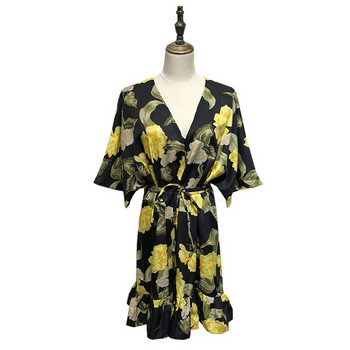 Rochie cu decolteu în V adânc și mâneci lotus scurte cu legături în talie