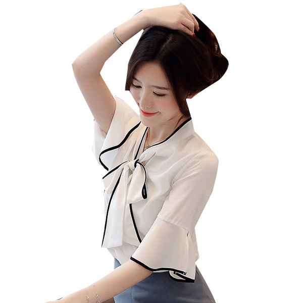 Cămașă elegantă de damă, albă, cu decolteu în V