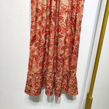 Hosszú ruha elasztikus derékkal, színes mintával