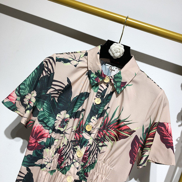 Rochie lunga si lata cu guler clasic si model floral