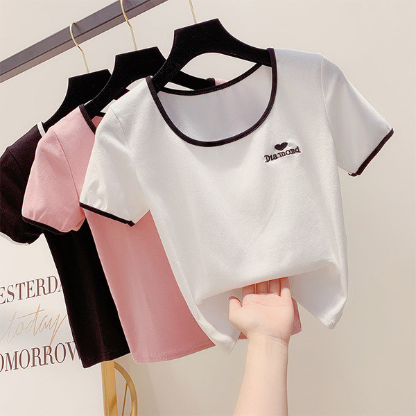 Bluză de damă cu inscripție în trei culori