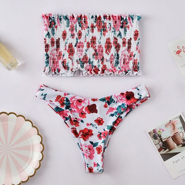 Costum de baie modern din doua piese cu top elastic in mai multe culori