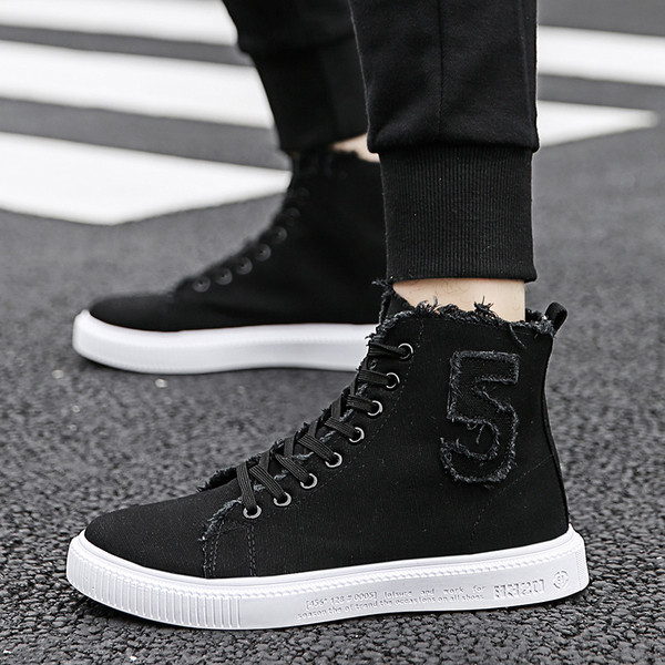 Adidași moderni pentru bărbați în patru culori cu talpă plată