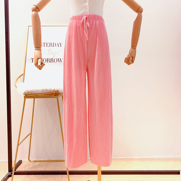 Дамски плисиран панталон с висока талия и ластик