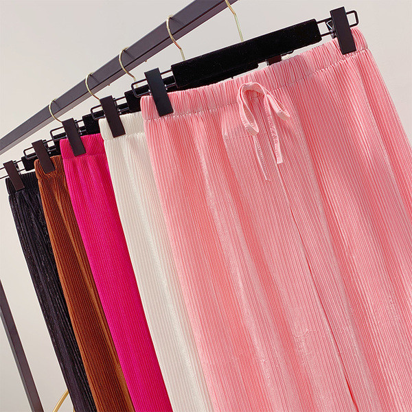 Дамски плисиран панталон с висока талия и ластик