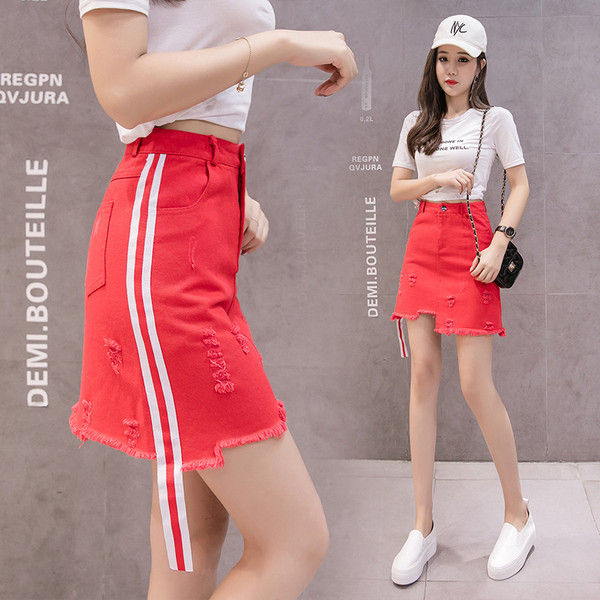 Fusta de dama moderna din denim in doua culori - rosu si alb