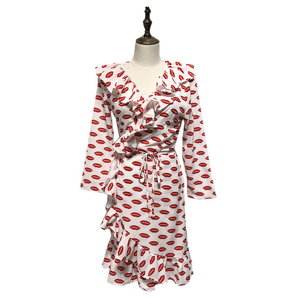 Rochie cu maneca lunga alb cu aplicatie - inima