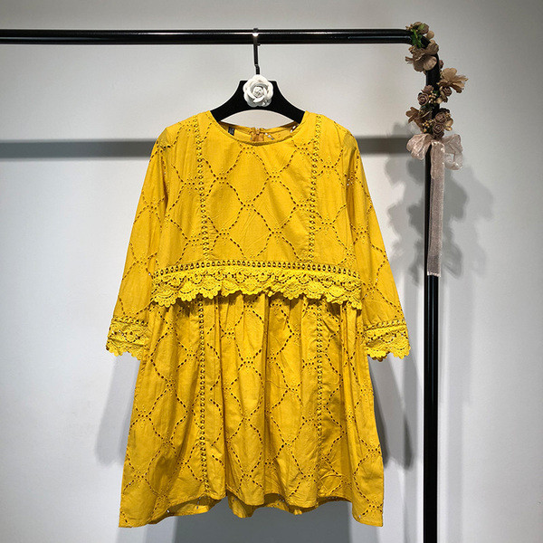 Rochie de dama in galben cu dantela