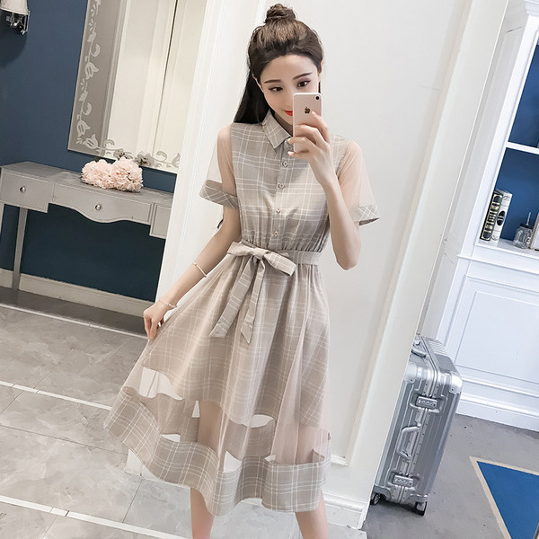 Rochie de damă, lejeră, lungă în carouri, cu mâneci scurte