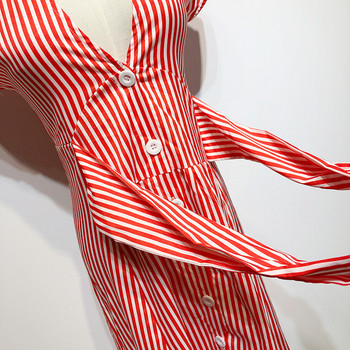 Rochie lungă în dungi, cu mâneci scurte și nasturi