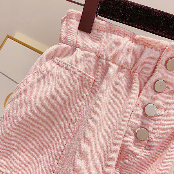 Pantaloni scurți din denim de damă în roz