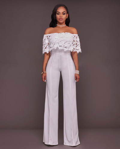 Salopeta de dama eleganta cu dantela si umerii goi in mai multe culori