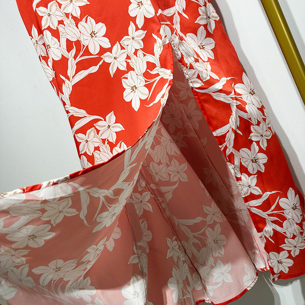 Rochie lunga cu bretele subtiri si imprimeu floral