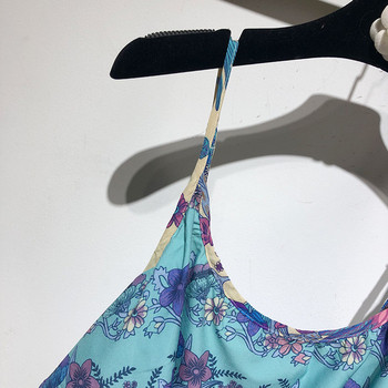 Rochie scurta cu bretele subtiri si model colorat