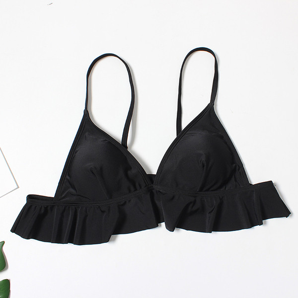 Costum de baie modern din două piese cu pantaloni cu talie înaltă