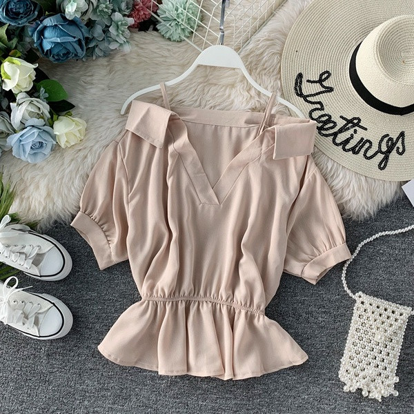 Bluză de damă cu decolteu în V și mâneci scurte