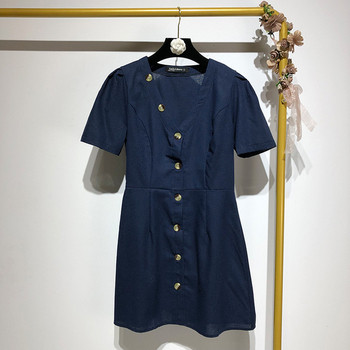 Rochie scurta cu decolteu in V in albastru si nasturi