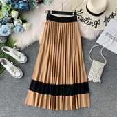 Fusta plisata dama de culoare maro