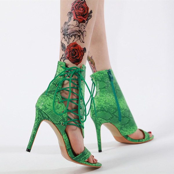 Sandale de damă elegante din piele artificială cu imprimeu șarpe cu toc de 10 cm - verde, alb și negru