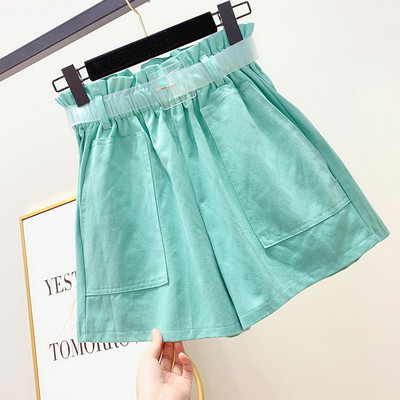 Pantaloni scurți de damă cu curea în patru culori