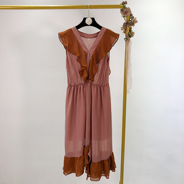 Rochie cu decolteu din sifon in forma de V