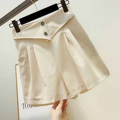 Pantaloni scurți de damă cu talie înaltă în patru culori