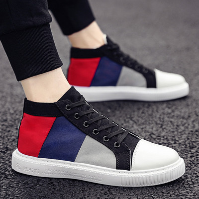 Tenisi de bărbați actuali în trei culori cu talpă plată