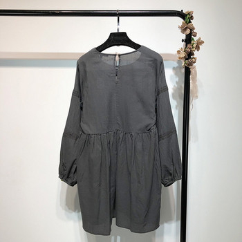 Rochie lată de damă cu mâneci lungi cu element 3D